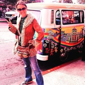 Meet your Posher, Angela